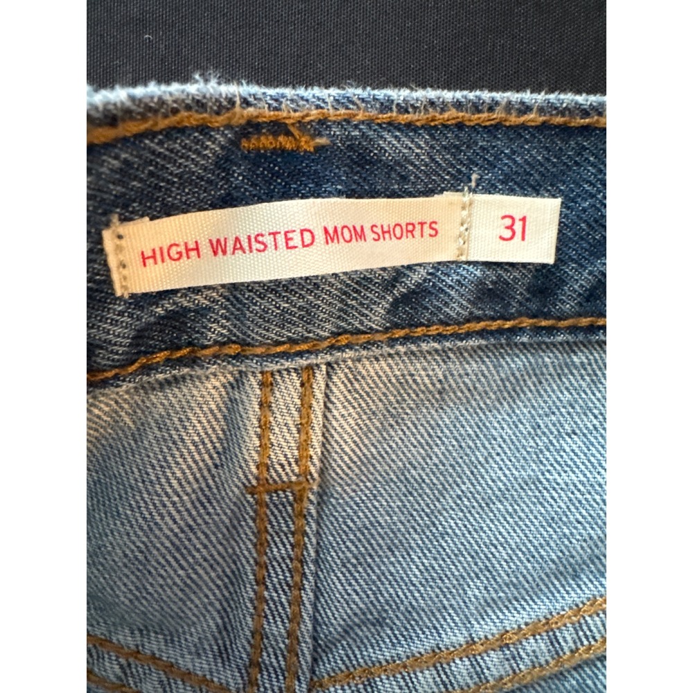 Levi's High Waisted Mom Shorts Medium Wash Denim Blue Size 31 12 A19650045 NEW - Picture 4 of 14